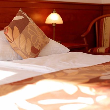 Dorijini Dvori Bed & Breakfast Baska Voda Phòng bức ảnh