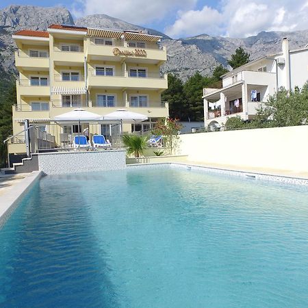 Dorijini Dvori Bed & Breakfast Baska Voda Ngoại thất bức ảnh