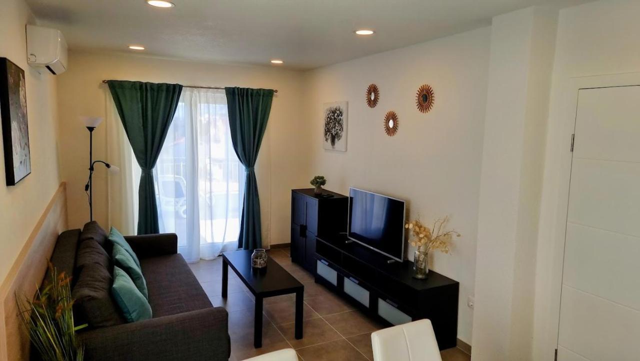 Dorijini Dvori Bed & Breakfast Baska Voda Ngoại thất bức ảnh