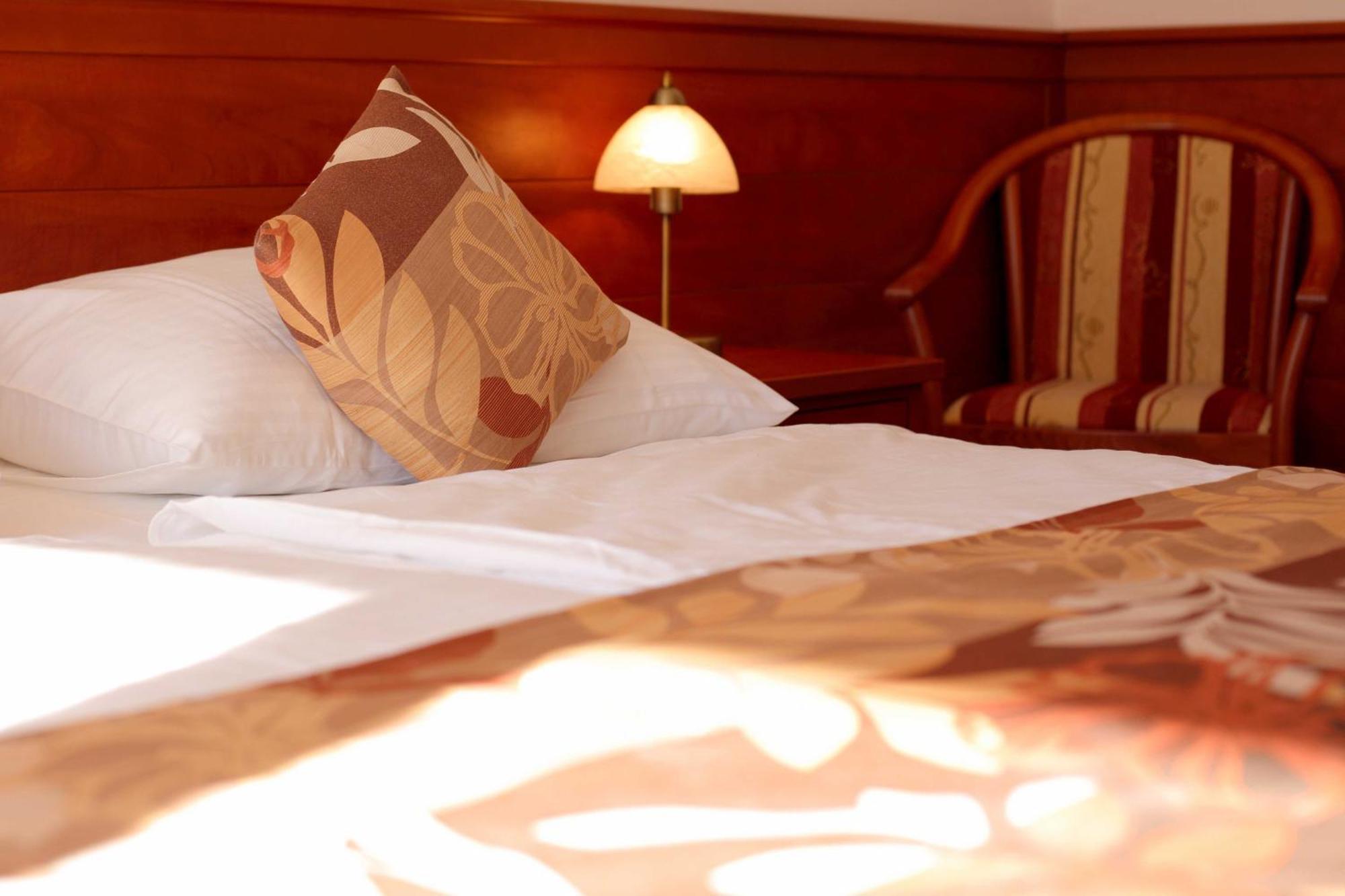 Dorijini Dvori Bed & Breakfast Baska Voda Phòng bức ảnh