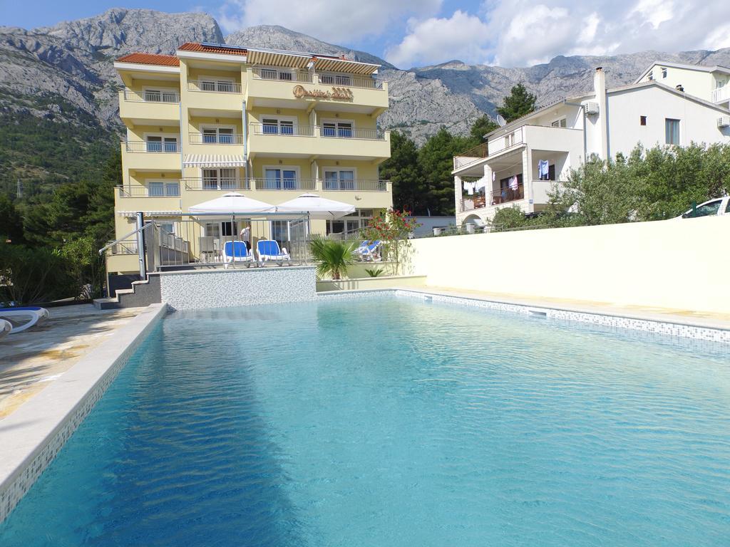 Dorijini Dvori Bed & Breakfast Baska Voda Ngoại thất bức ảnh