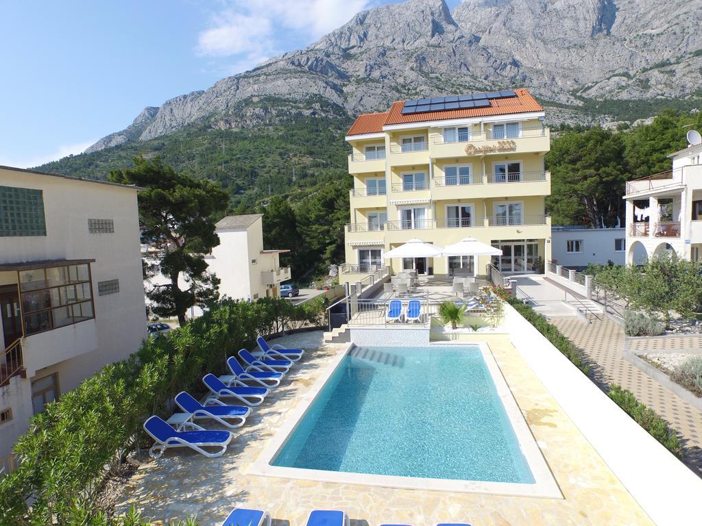 Dorijini Dvori Bed & Breakfast Baska Voda Ngoại thất bức ảnh